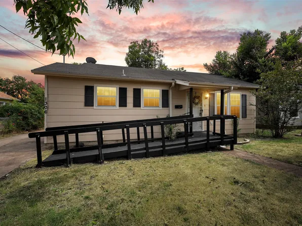 1306 W 11th St, Mc Gregor, TX 76657