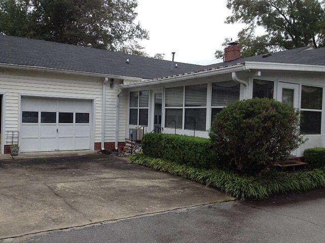 2nd image of 1116 Walnut St