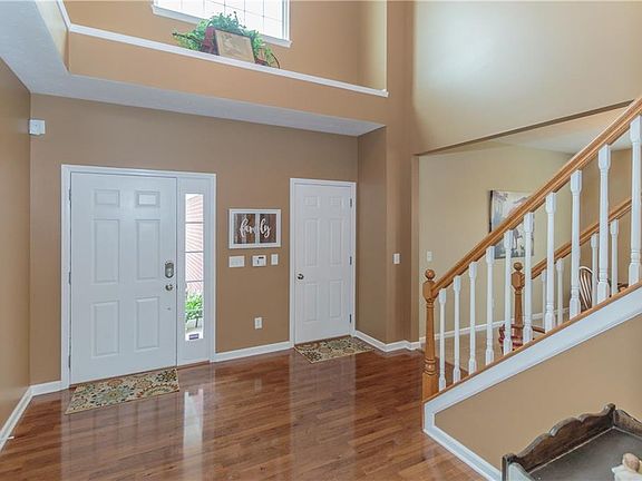 3rd image of 5517 Jutland Dr