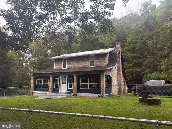 720 W Locust St, Clearfield, PA 16830