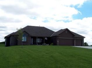 15151 Mill Ridge Ln, Council Bluffs, IA 51503