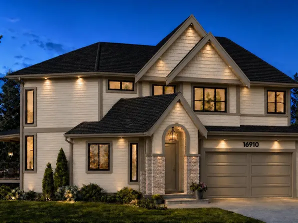 16910 1st Ave, Surrey, BC V3Z 1N1