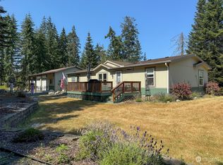 747 Monroe Rd, Pt Angeles, WA 98362