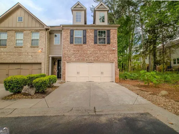 2303 Spicy Pine Dr, Lawrenceville, GA 30044