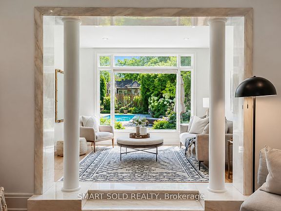 5th image of 347 Cortleigh Blvd