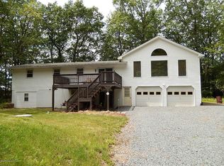 518 Bear Creek Lake Dr, Jim Thorpe, PA 18229