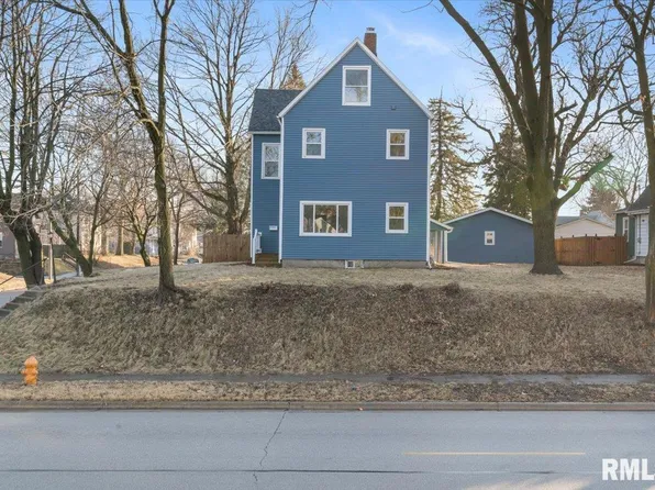 920 12th Ave, Moline, IL 61265