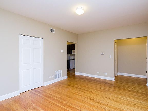 2nd image of 4437 W Fullerton Ave #2