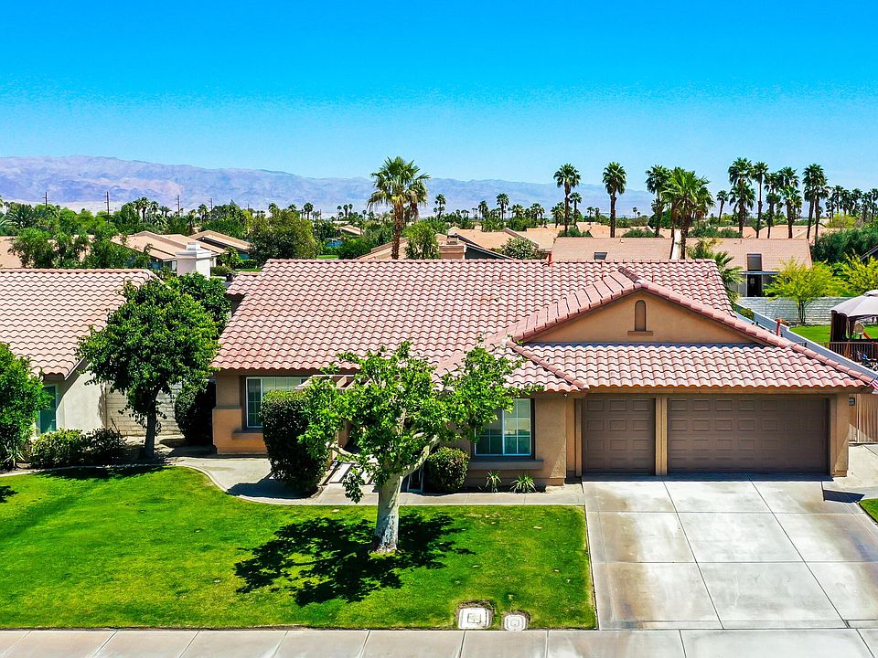 1st image of 44210 Camino Lavanda