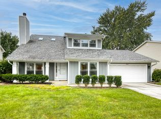 820 N Dexter Ln, Hoffman Estates, IL 60169
