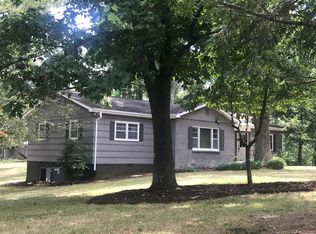 2055 Officer St SE, Cleveland, TN 37323