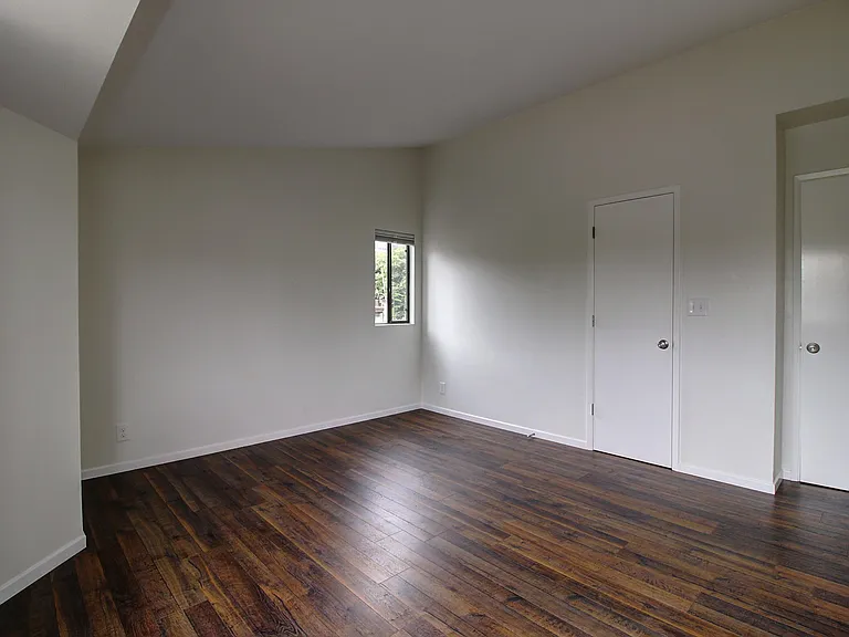 1624 Bath St #B — Photo 12