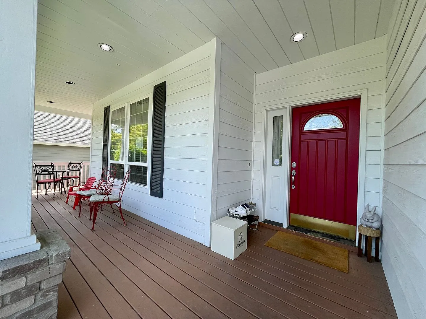 Tualatin 3 Bedroom with Den + Bonus Room 2.5 Bath Home! Close to Legacy Hospital. Has A/C, Includ... — Photo 3