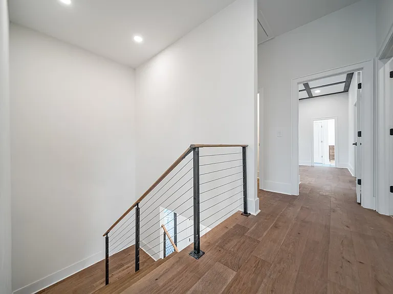 6011 Hill Cir — Photo 37