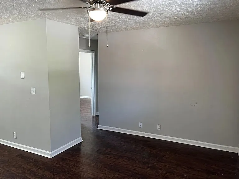 The Flats at 1200 — Photo 9