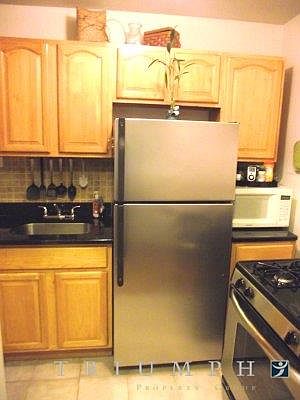 3rd image of 5611 94th St APT 1K