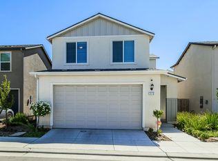 2276 N Columbus Dr, Fresno, CA