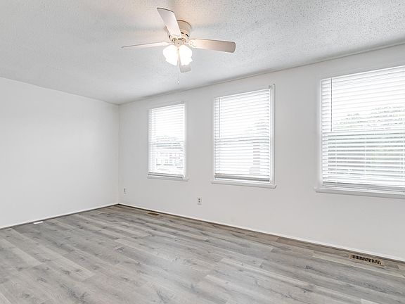 4th image of 9706 Springfield Woods Cir