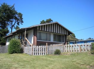 1088 SW Tara Ln, Waldport, OR 97394