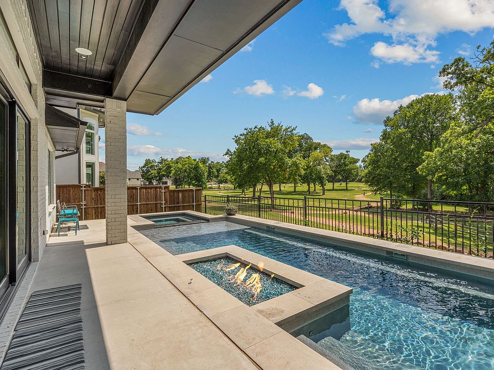 1st image of 211 River Trail Ct