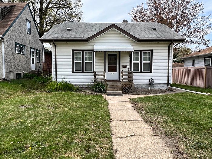 1st image of 3627 Vincent Ave N