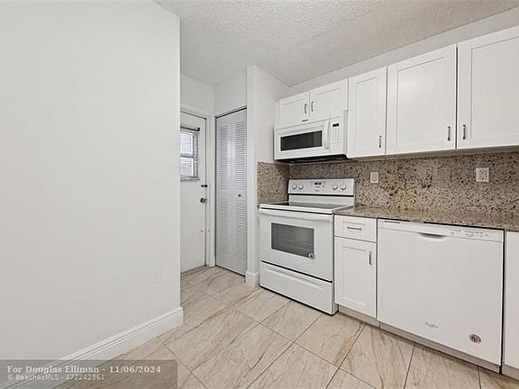 3rd image of 4501 NE 21st Ave APT 109