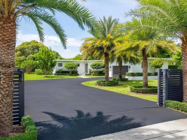 7240 Sunset Dr, Miami, FL 33143