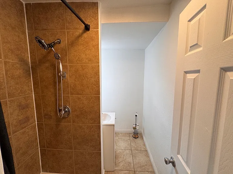 2045 W Washington St #3 — Photo 5