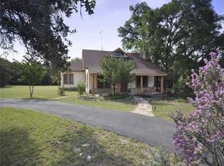 301 Trails End, Driftwood, TX 78619