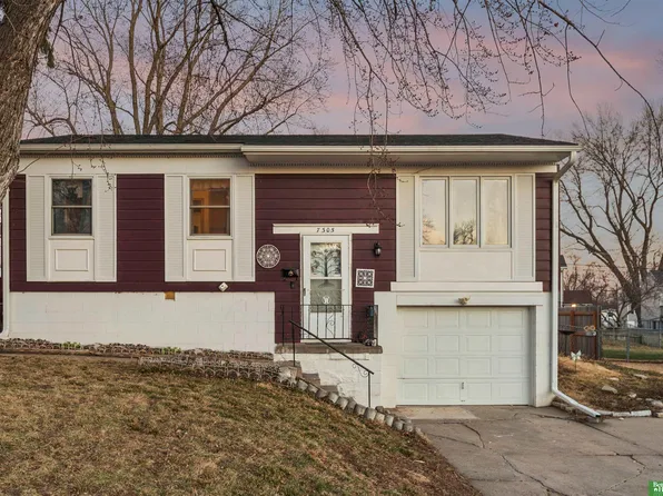 7305 S 78th St, La Vista, NE 68128