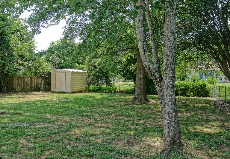 13916 Sandhurst Dr SW — Photo 19