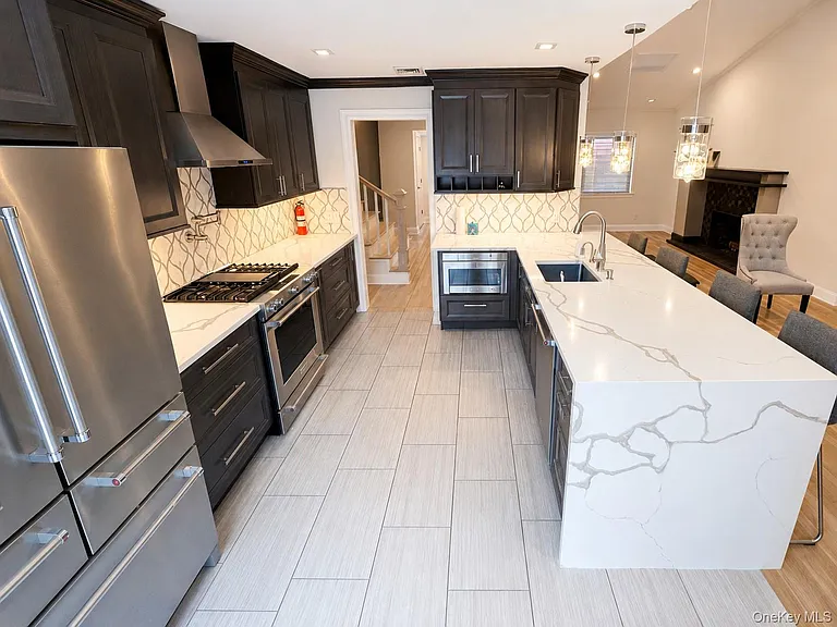 16 Brookside Dr — Photo 7
