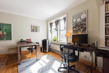 Sold by Batra Group Inc