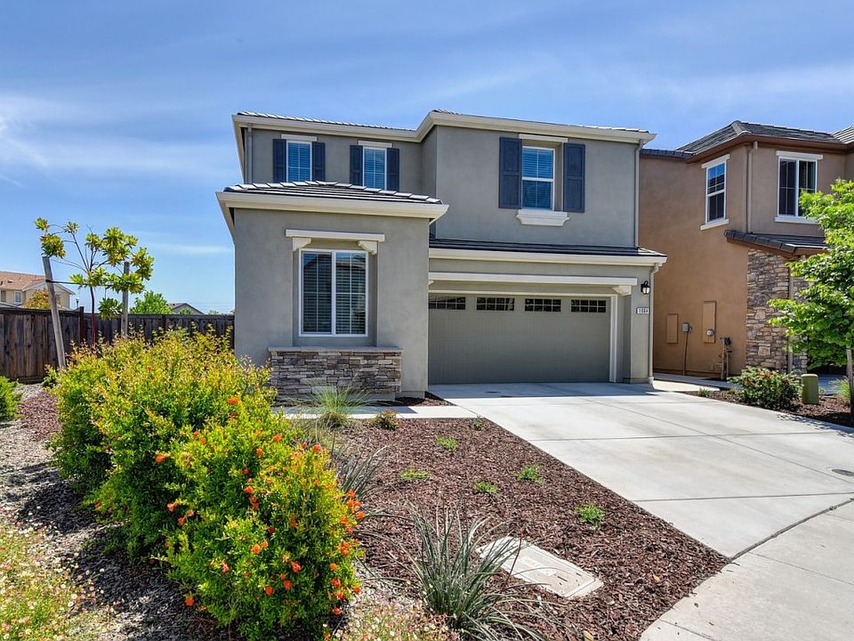 1st image of 1064 Oakbriar Cir