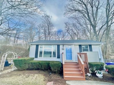 595 South St, Holbrook, MA, 02343