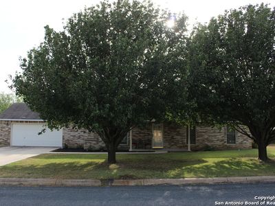 107 Woodland Dr, Pleasanton, TX, 78064