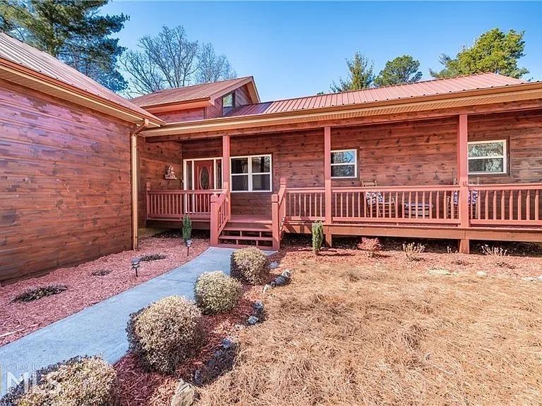 329 Arrowood Pointe — Photo 2