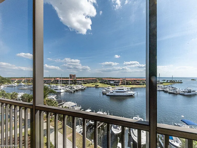 3313 Sunset Key Cir #403 — Photo 46
