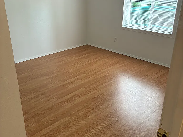 131 Sherwood Rd — Photo 21