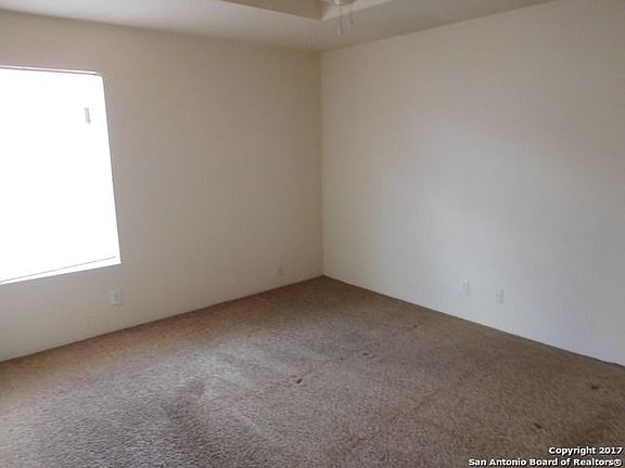 4th image of 5044 Anacacho St