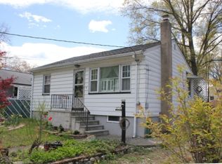 14 Edgewood Rd, Ringwood, NJ 07456