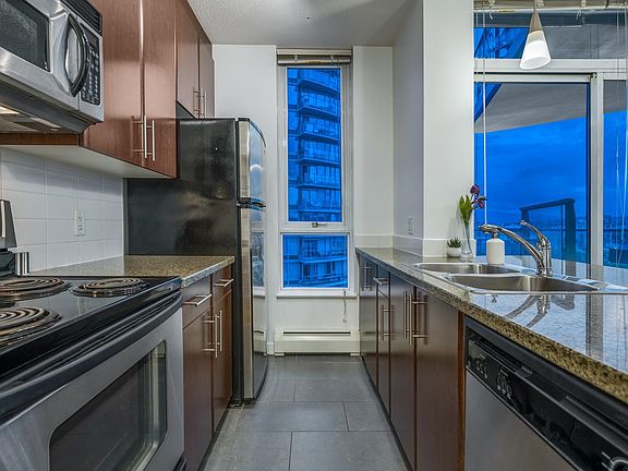 2nd image of 688 Abbott St #1709