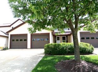 616 Topaz Ln, Brunswick, OH