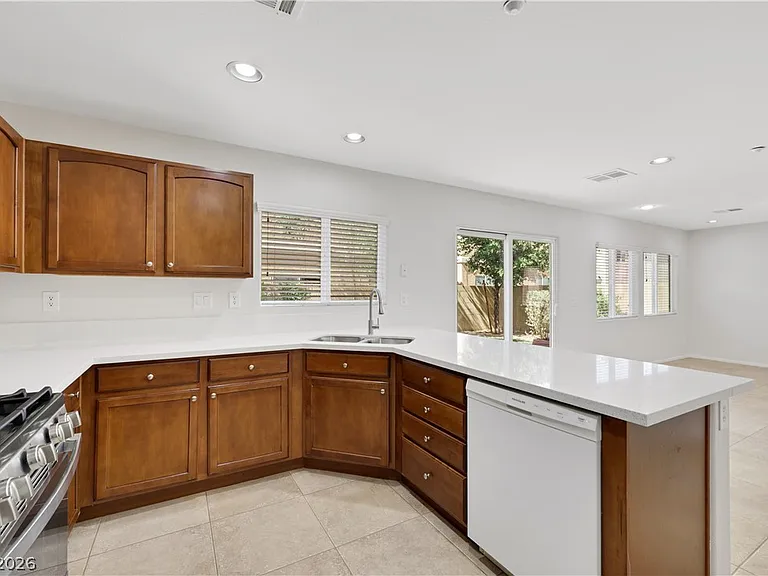 9036 Silken Crests Ct — Photo 10