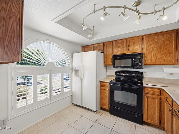4th image of 754 S 79TH Terrace