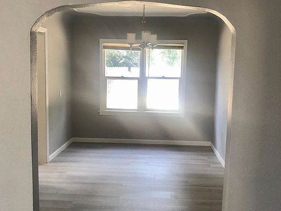 5th image of 2509 Lynell Ave