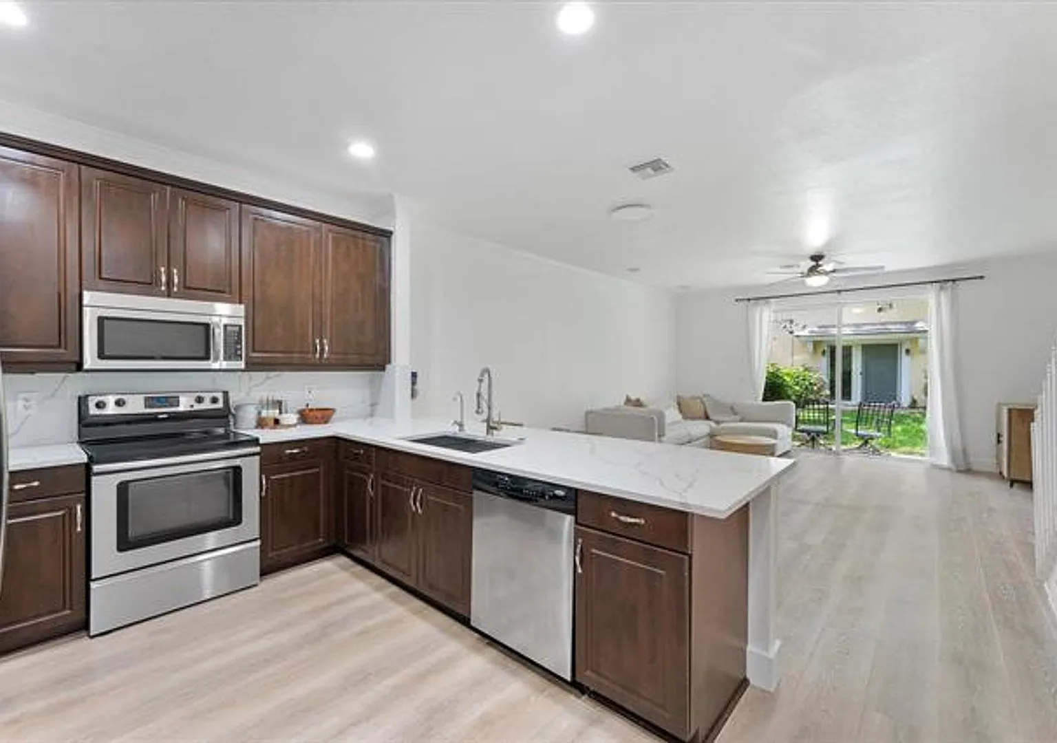 7783 Deercreek Ct th 7783, Davie, FL 33328 — Photo 1