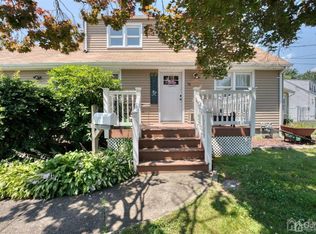76 Merrill Ave, East Brunswick, NJ