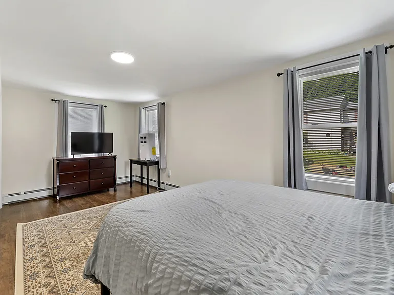 3 Golden Hill Rd #B — Photo 18