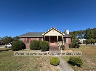 5061 Summer Ridge Rd, Fayetteville, NC 28303
